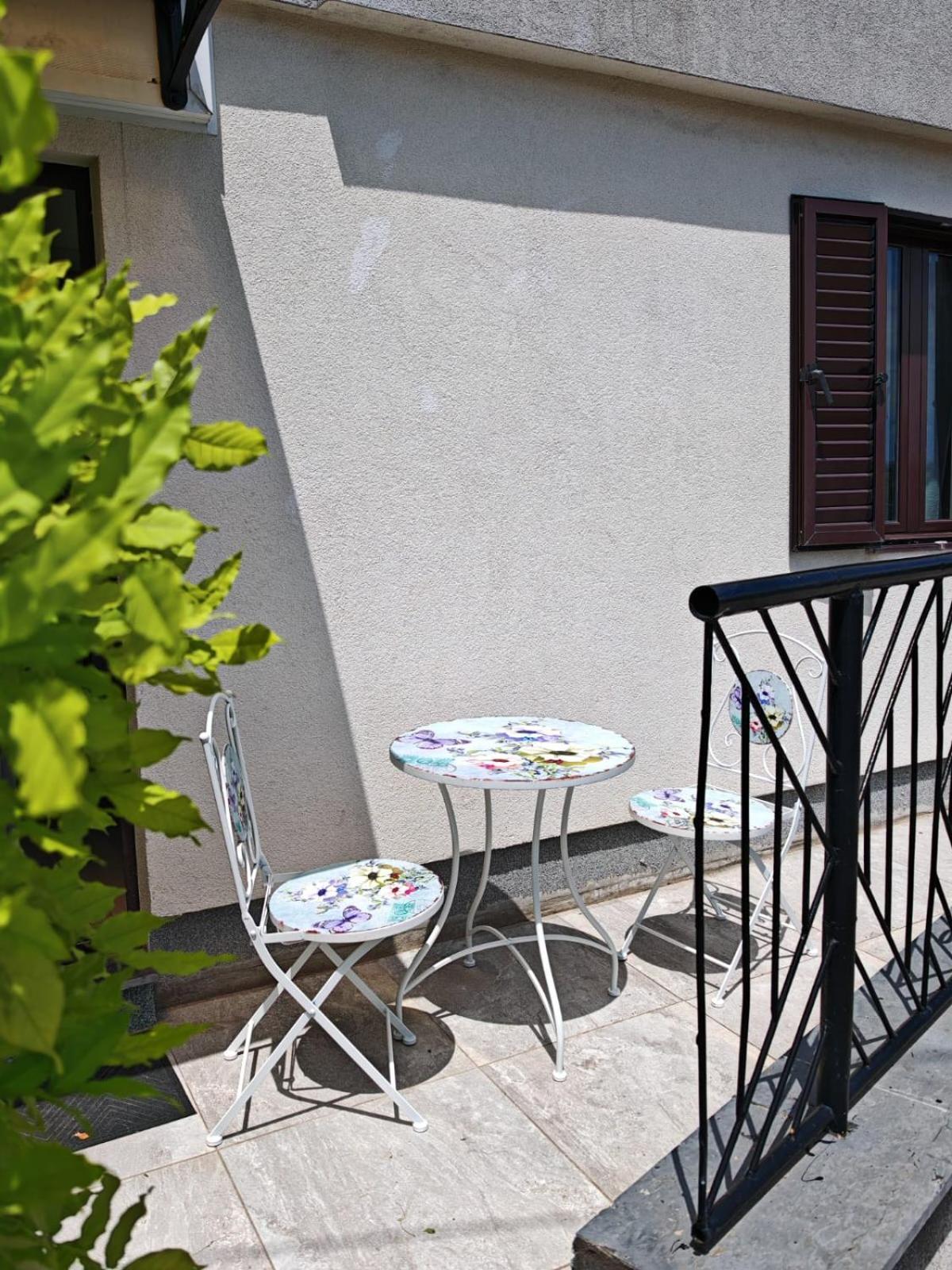 Apartment Luka มาทุลยี ภายนอก รูปภาพ